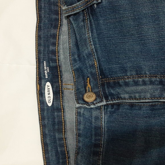 Old Navy 👖 blue jeans size 18 - Picture 2 of 4